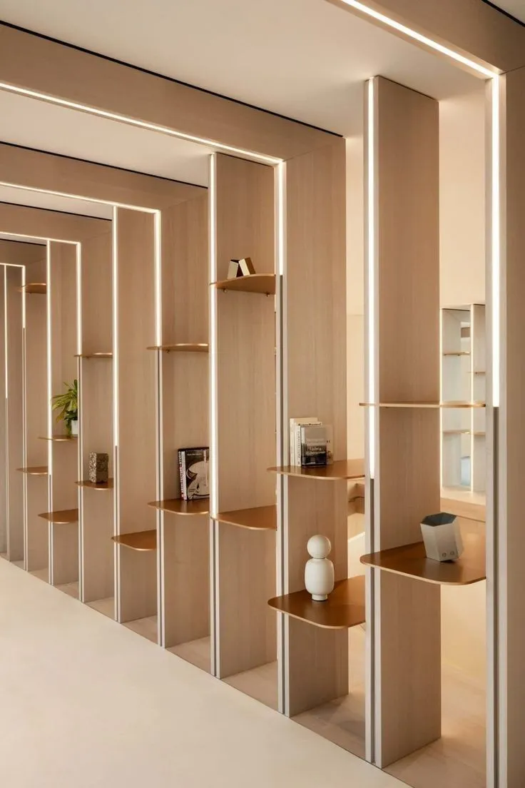 Stylish Showroom Interiors for Luxury Retail & Brand Presentation GR-COM-SHW-1414