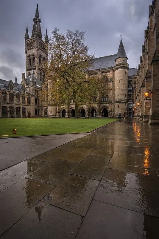 Modern College & University Campus Design for Smart Educational Spaces GR-COM-EDU-1417