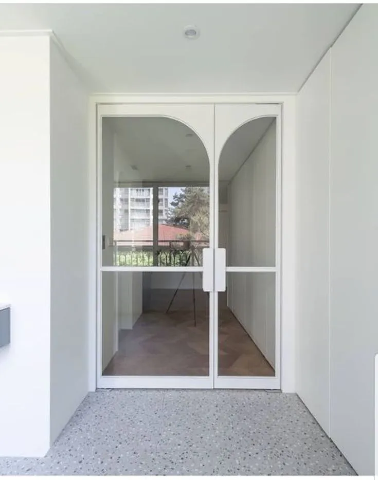 Premium Aluminium Entrance Doors – Elegant & Long-Lasting GR-DR-ALD-1035