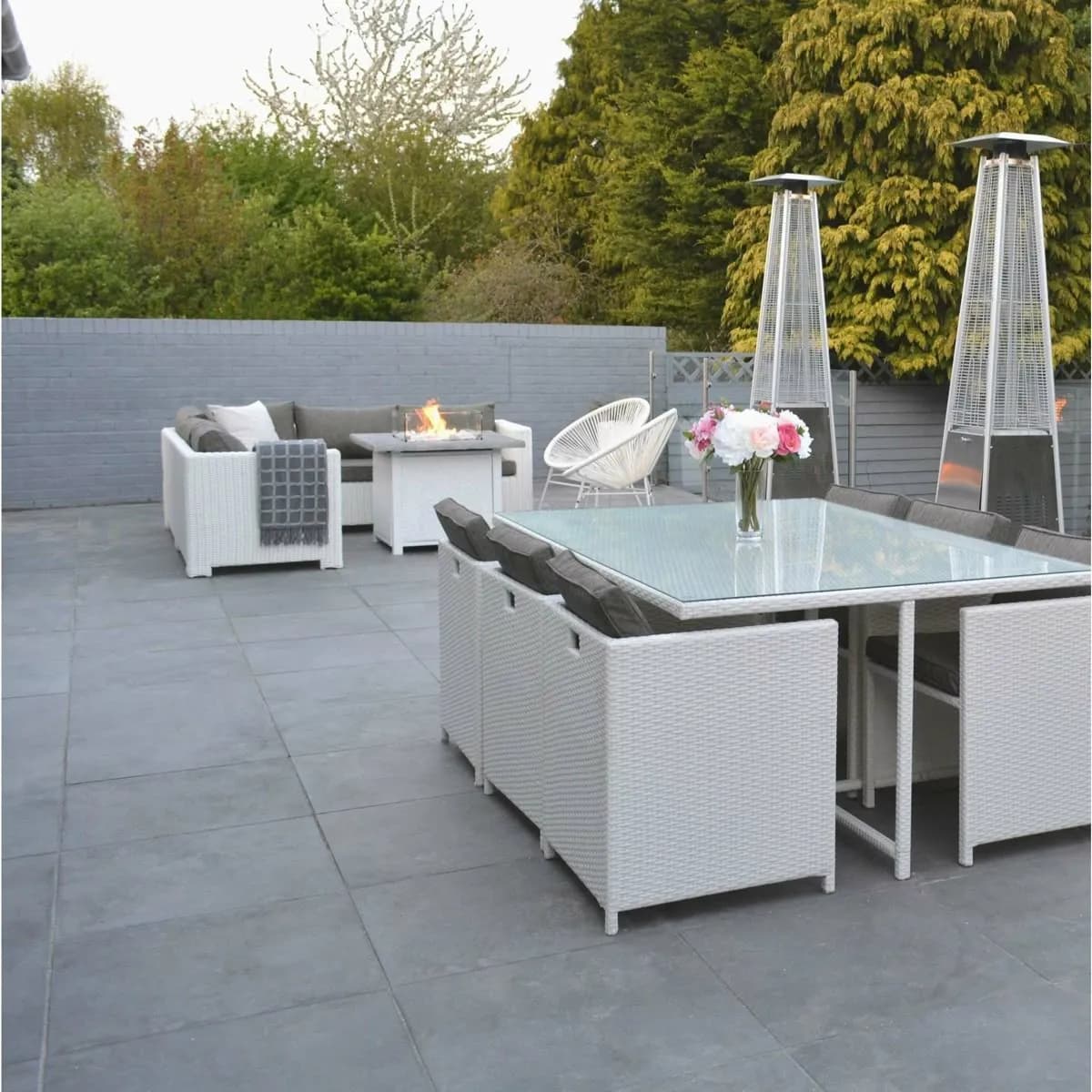 Outdoor Tiles – Durable & Weather-Resistant Designs GR-FLS-TOT-1201