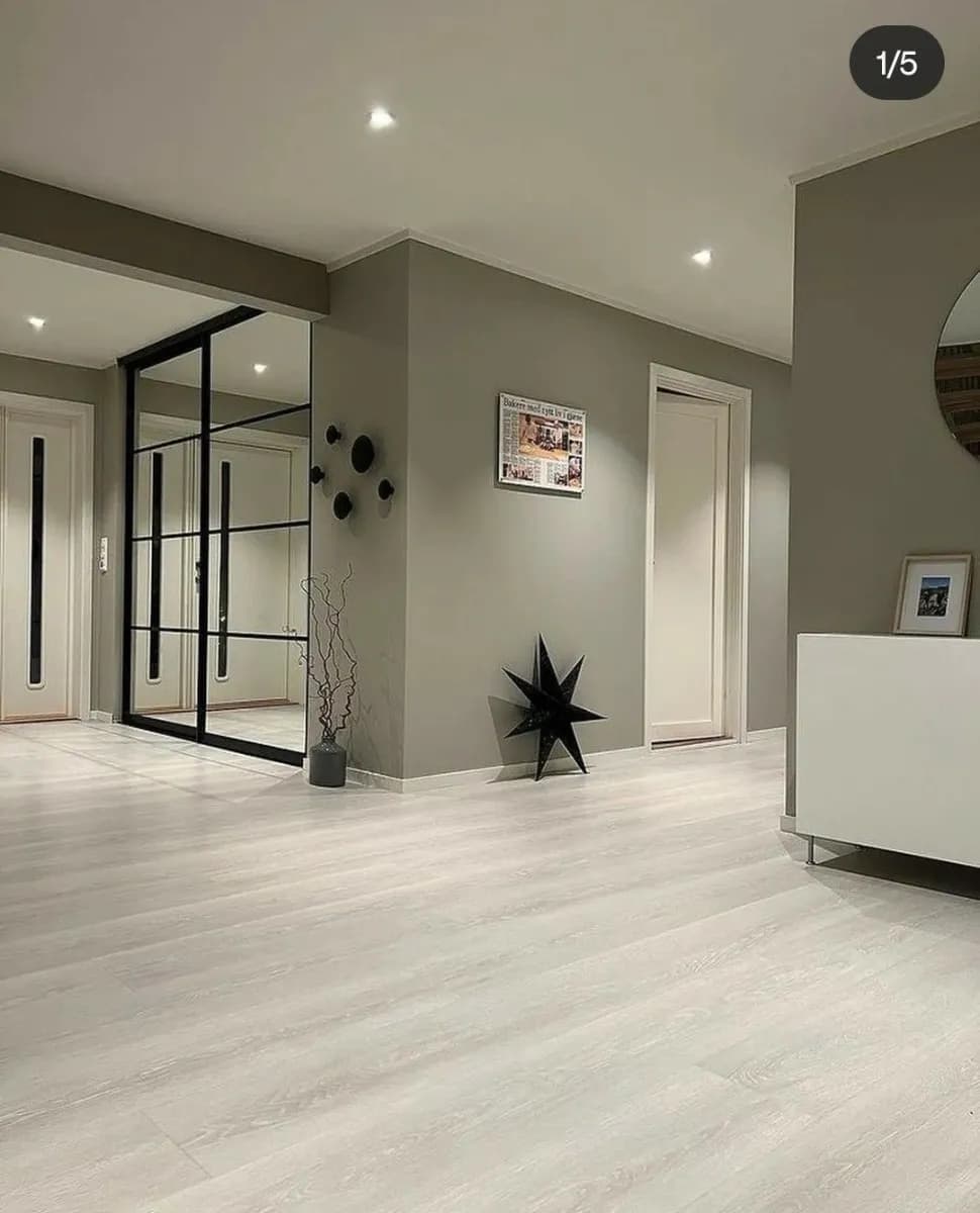 Modern Vinyl & Hybrid Flooring Solutions GR-FLS-VFL-1211