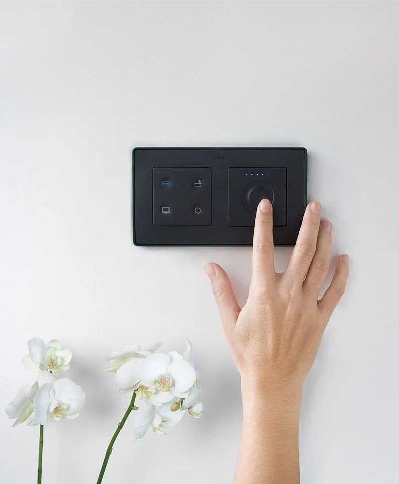 Durable Switches & Sockets – Reliable Everyday Use GR-LEC-SSK-1168